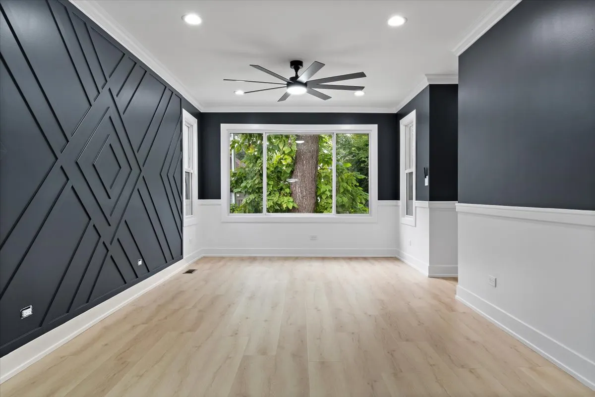 7243 S Hermitage Avenue IL