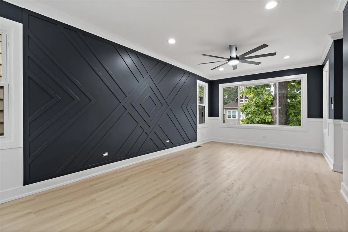 7243 S Hermitage Avenue IL