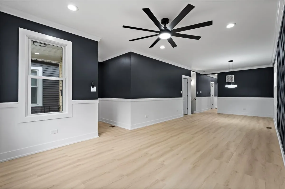 7243 S Hermitage Avenue IL