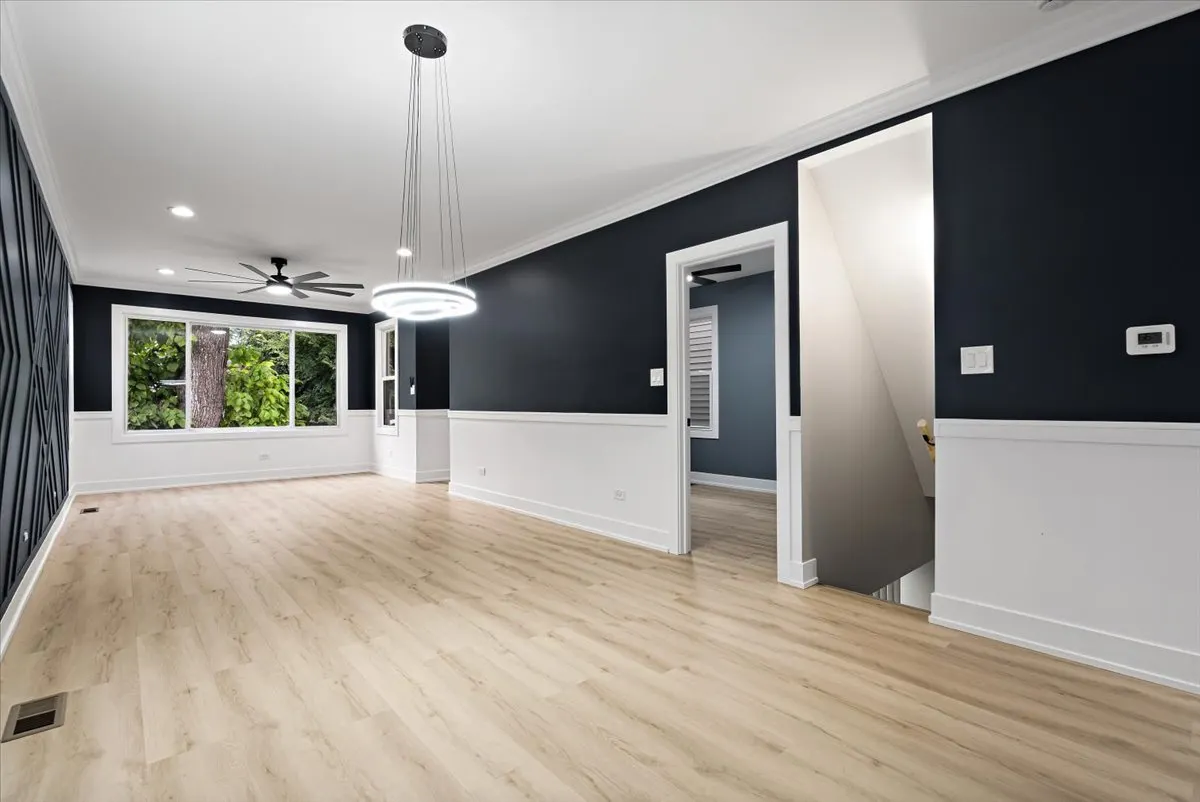 7243 S Hermitage Avenue IL