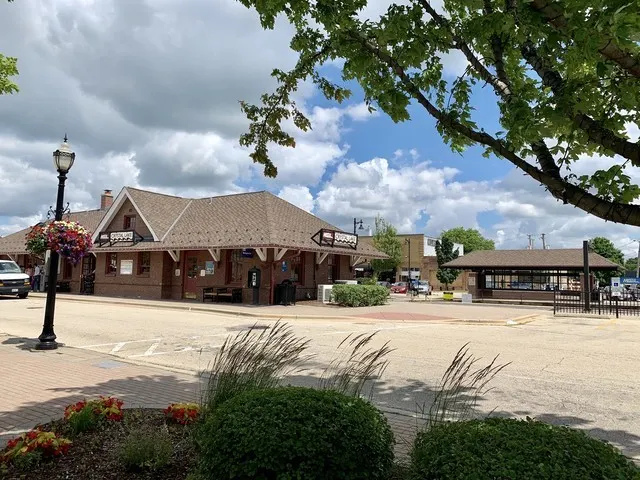 511 COVENTRY Lane 2 IL