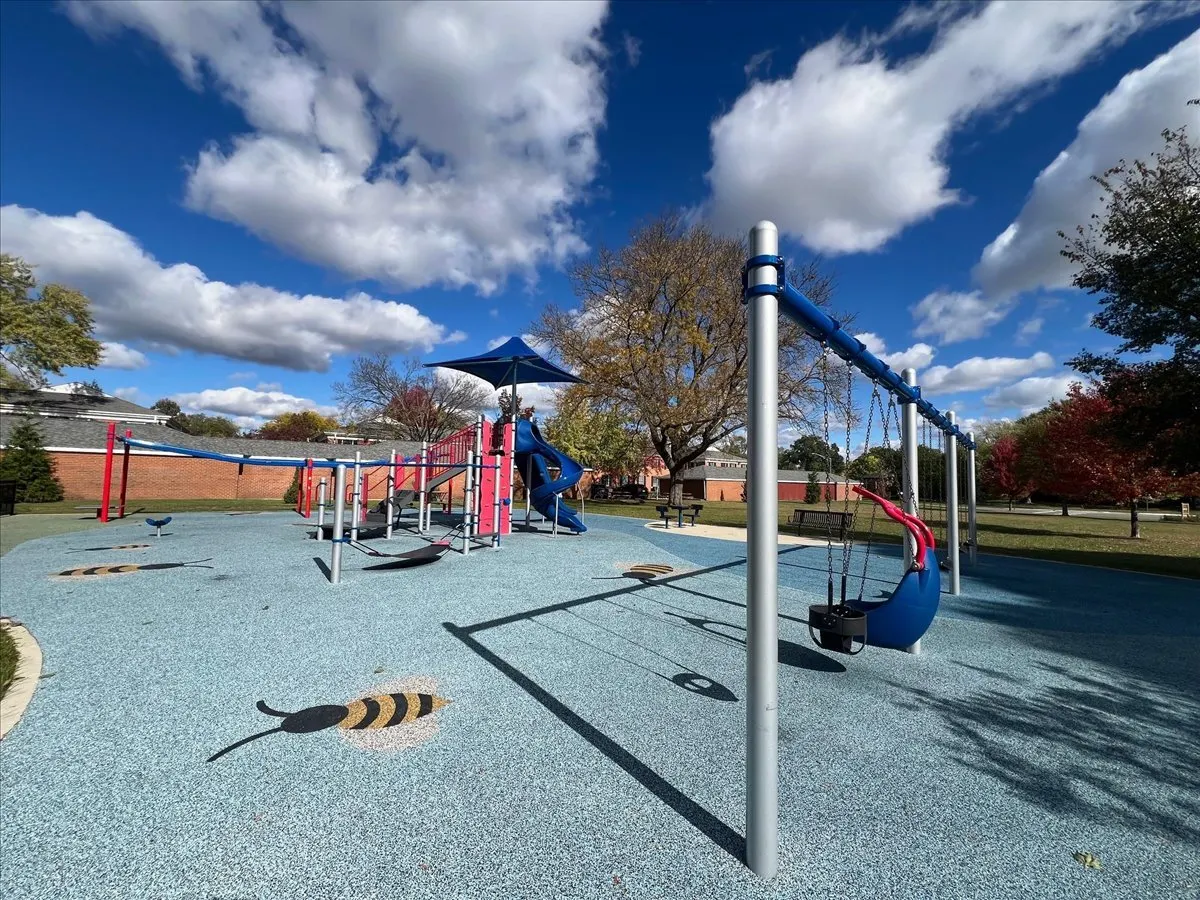 511 COVENTRY Lane 2 IL