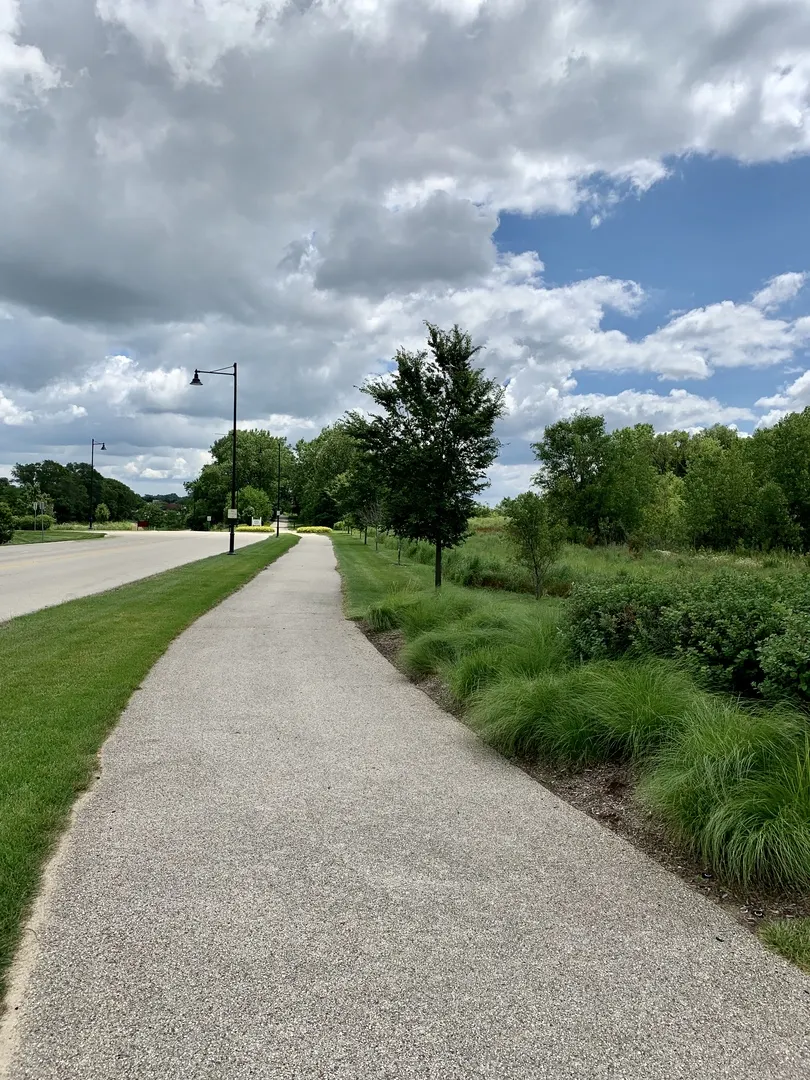 511 COVENTRY Lane 2 IL