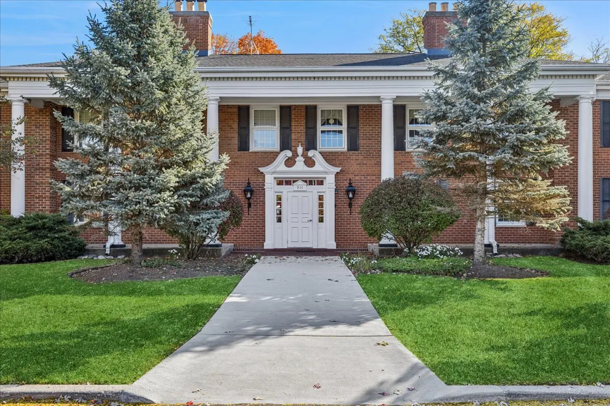 511 COVENTRY Lane 2 IL