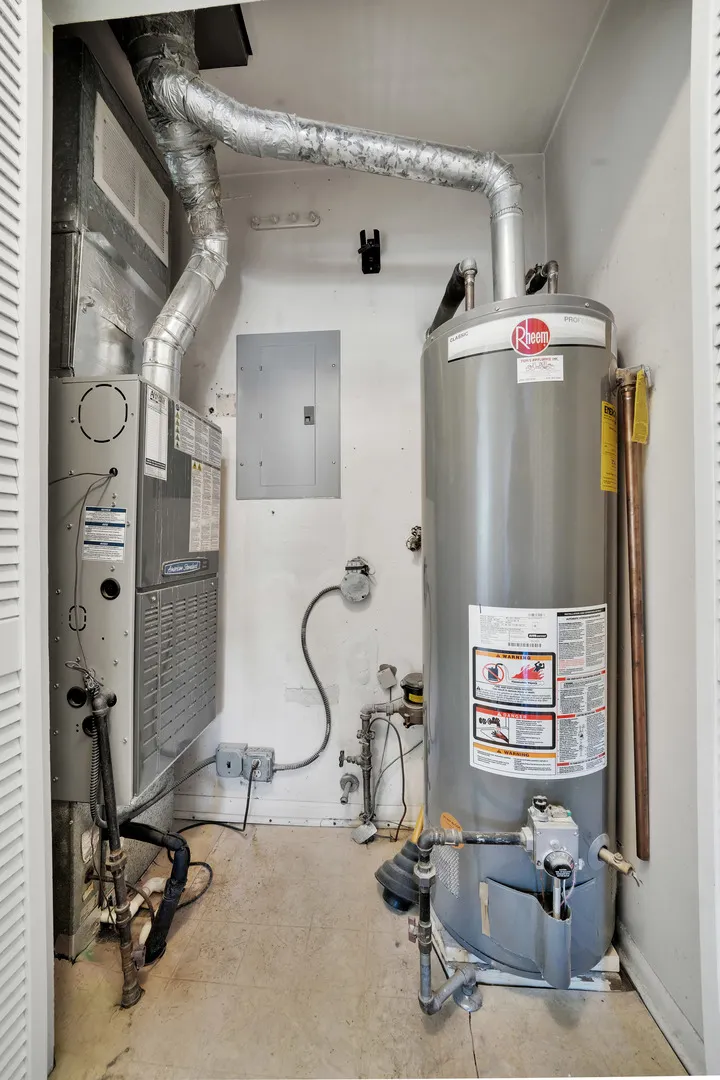 8912 Windsor Lane IL