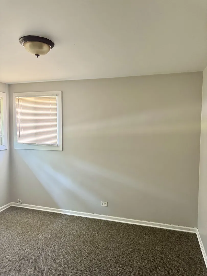 273 CHARLES Street IL