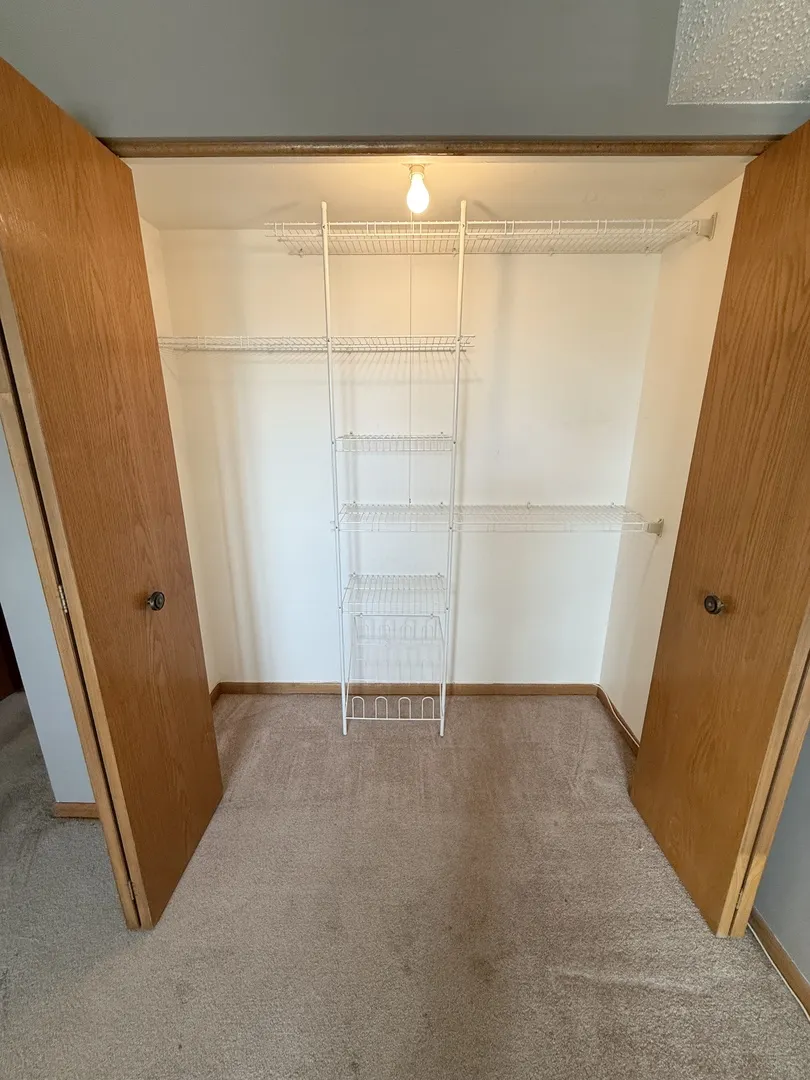 10420 Circle Drive 25B IL