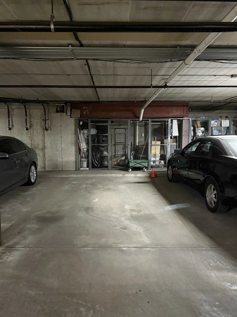 10420 Circle Drive 25B IL