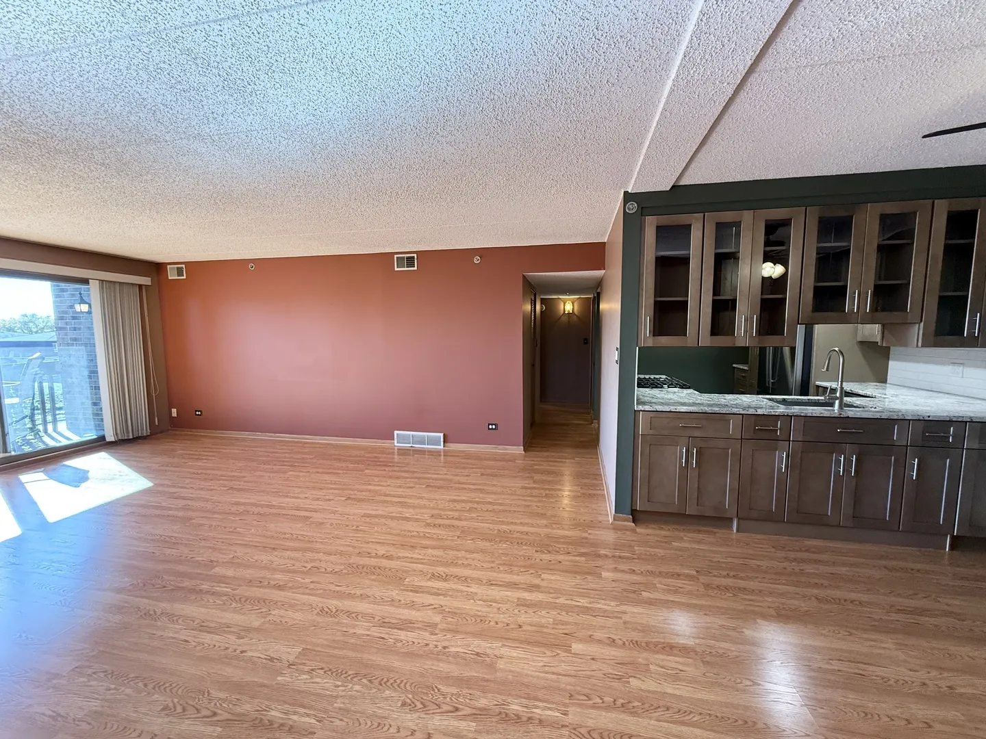 10420 Circle Drive 25B IL