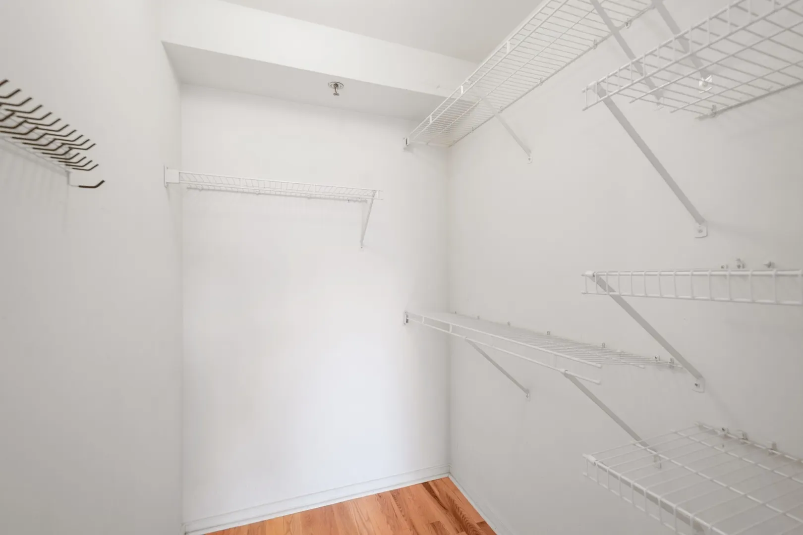 401 E Ontario Street 1805 IL