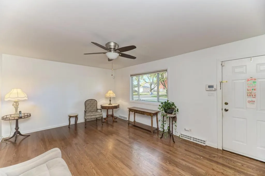 433 N Lincoln Avenue IL