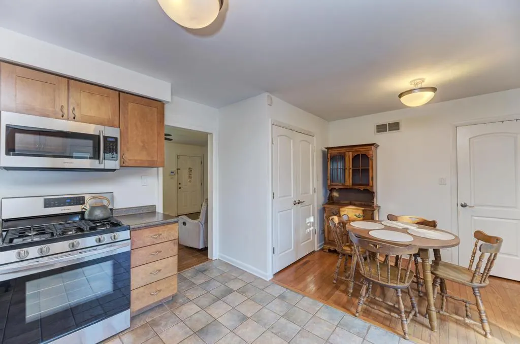 433 N Lincoln Avenue IL