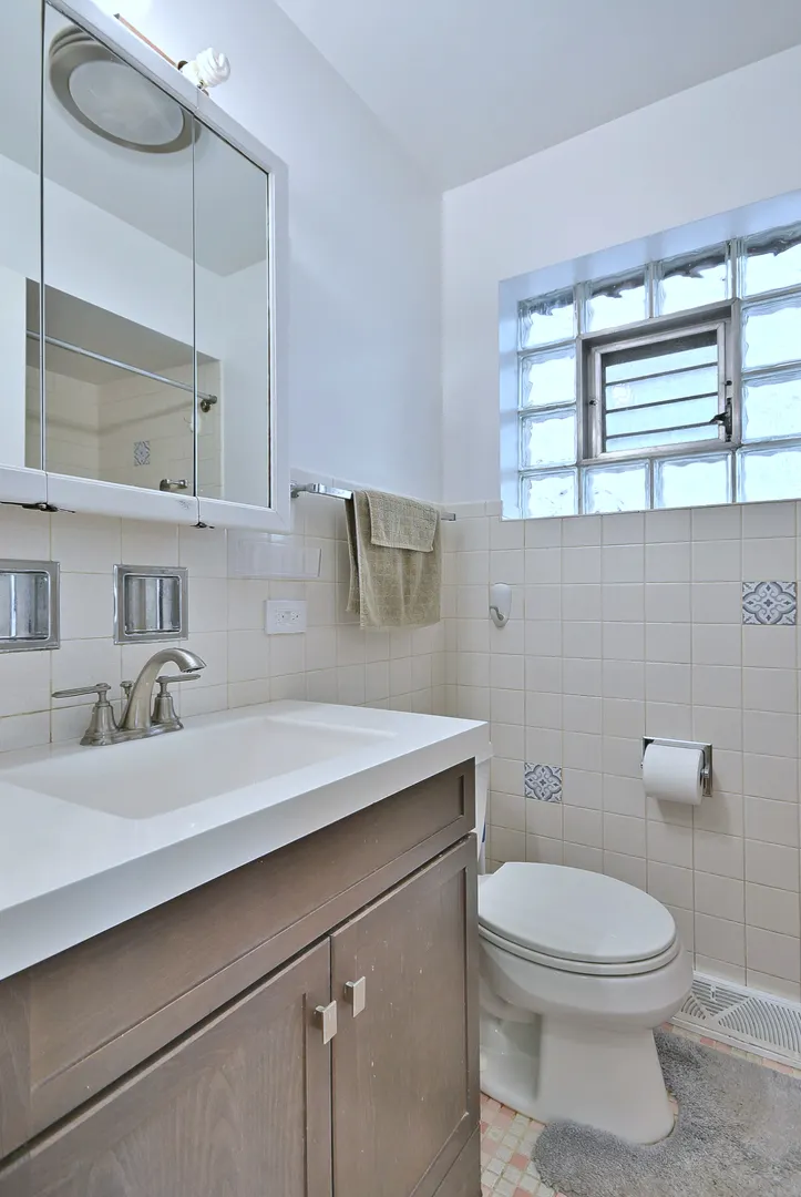 7127 W Summerdale Avenue IL