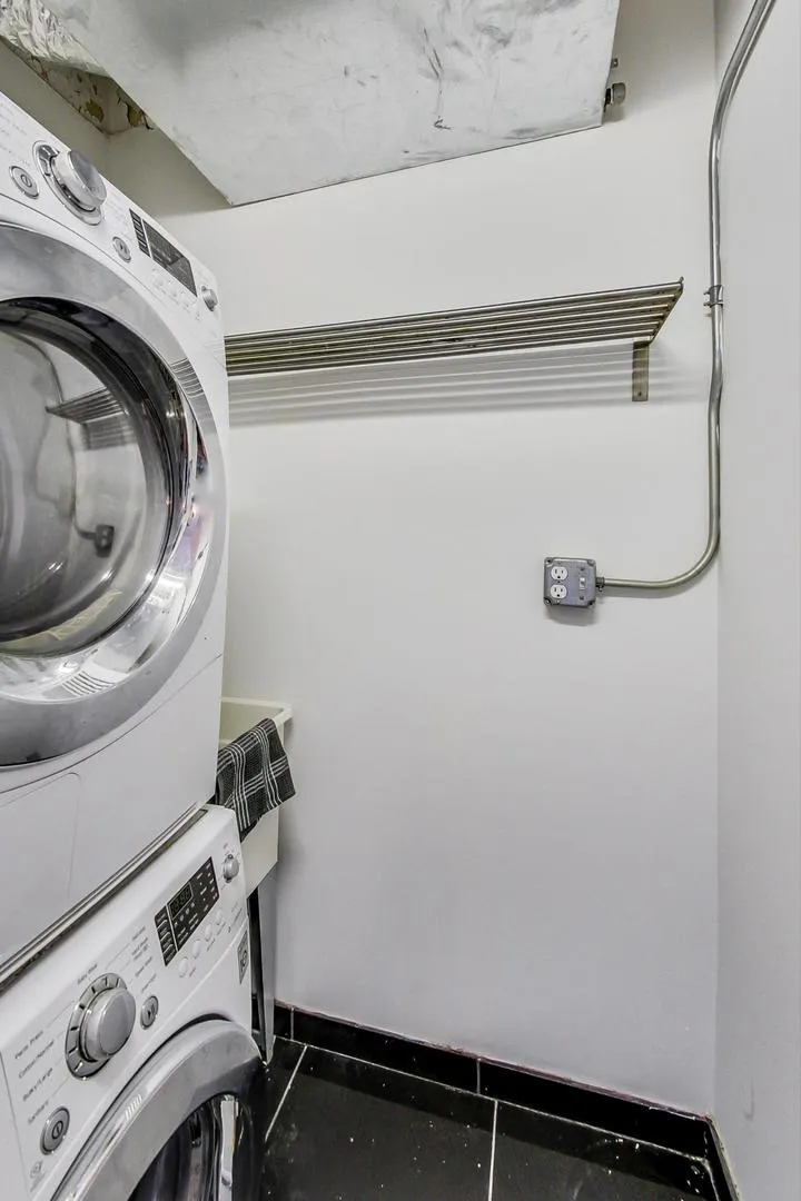 3530 N LAKE SHORE Drive 10A IL