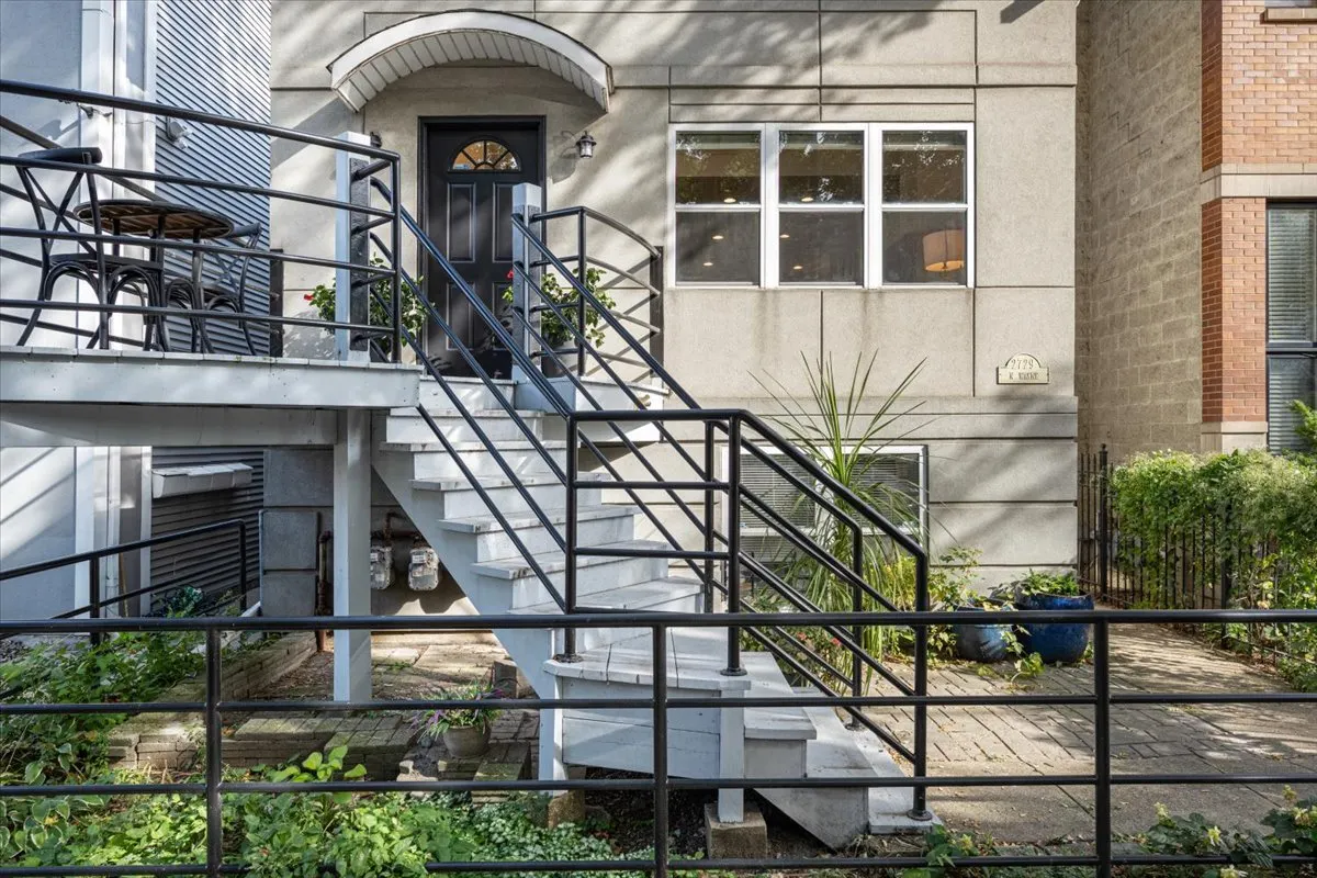 2729 N Wayne Avenue A IL