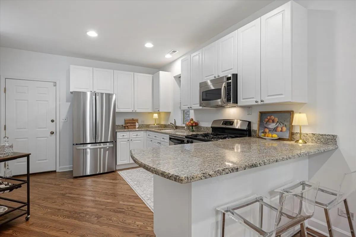 2729 N Wayne Avenue A IL