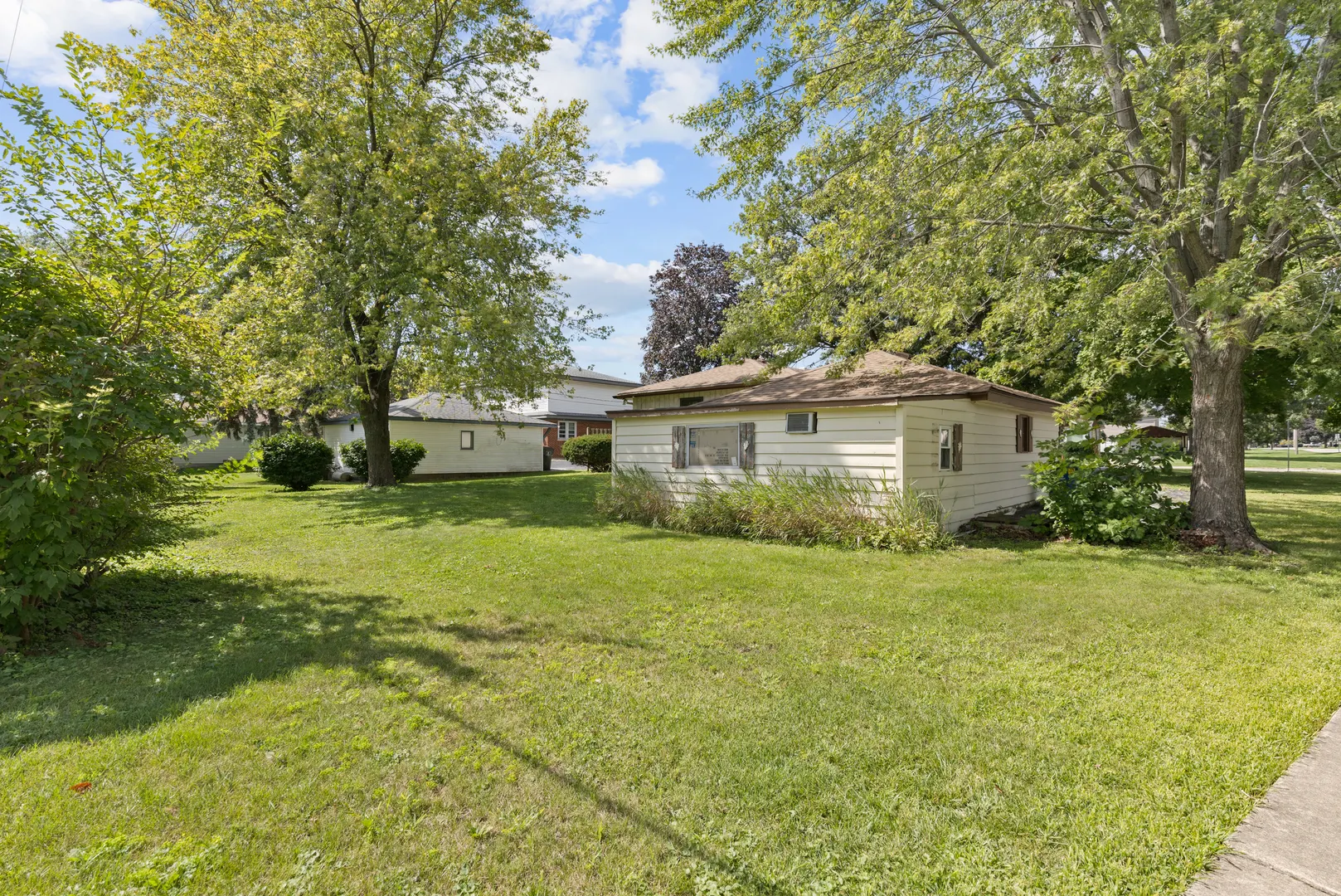 259 PINE Lane IL