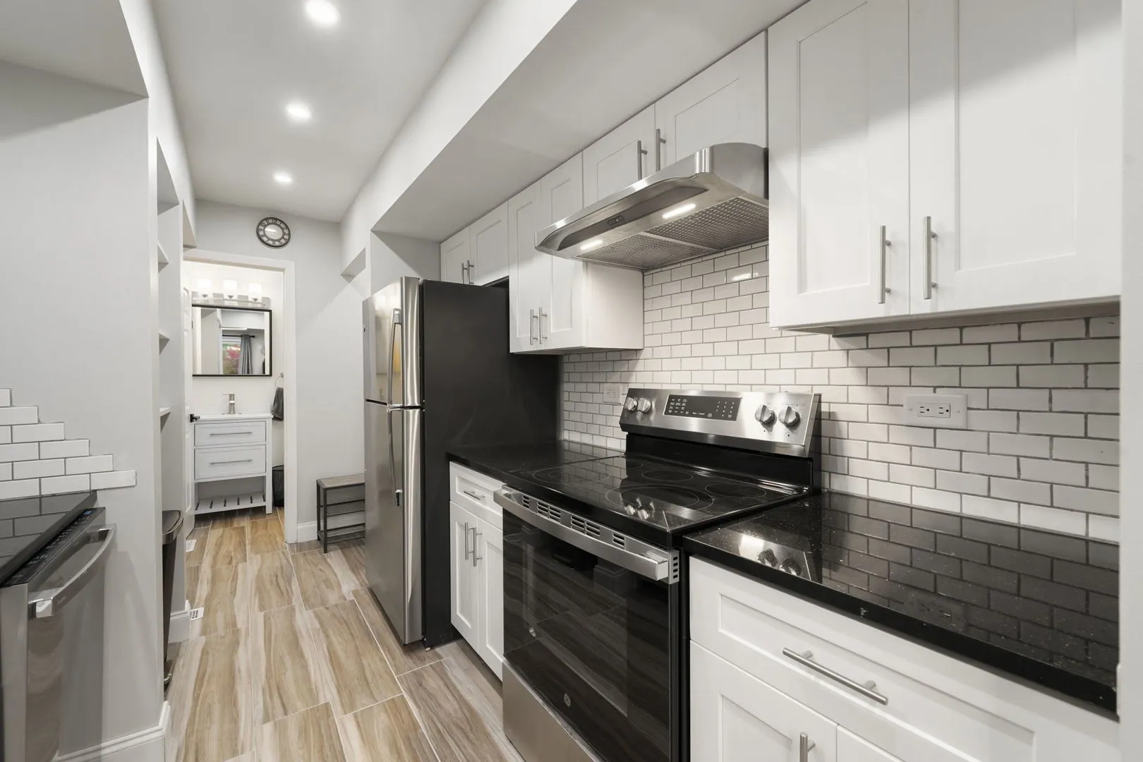 136 MOHAWK Trail D IL