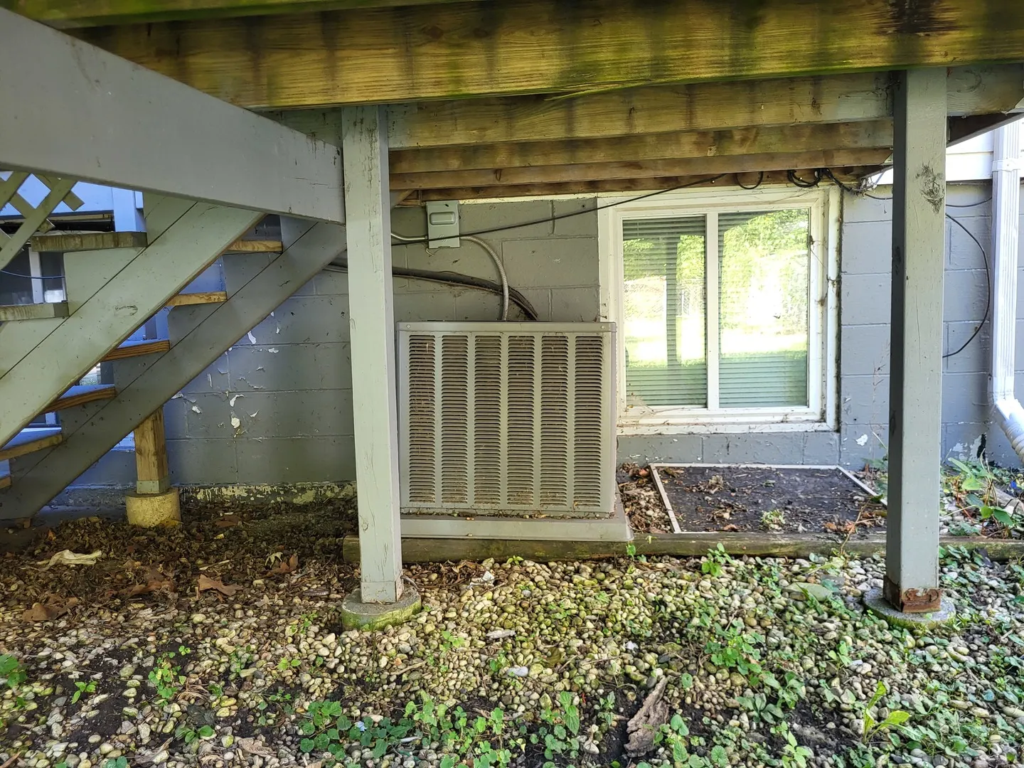 349 E Maple Drive IL