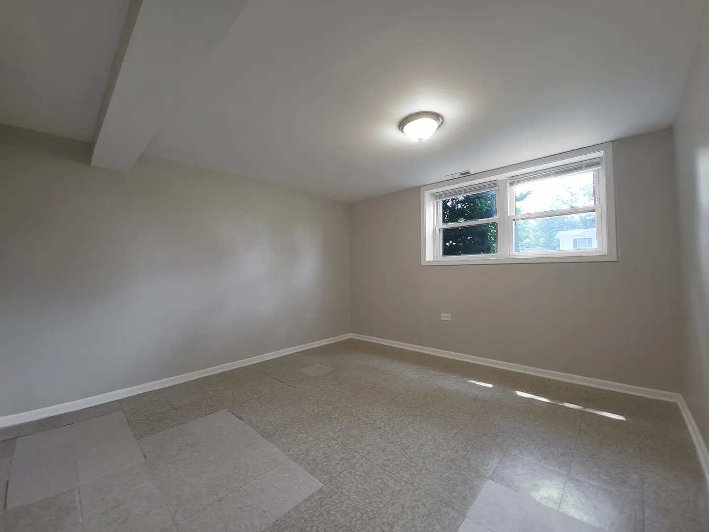 349 E Maple Drive IL