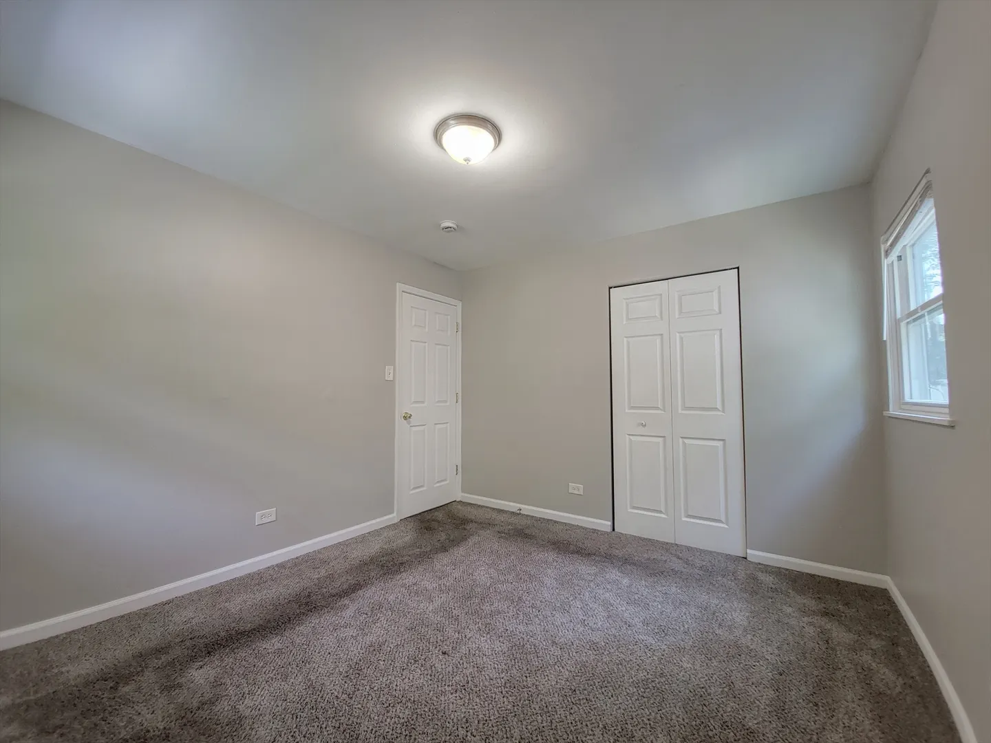 349 E Maple Drive IL