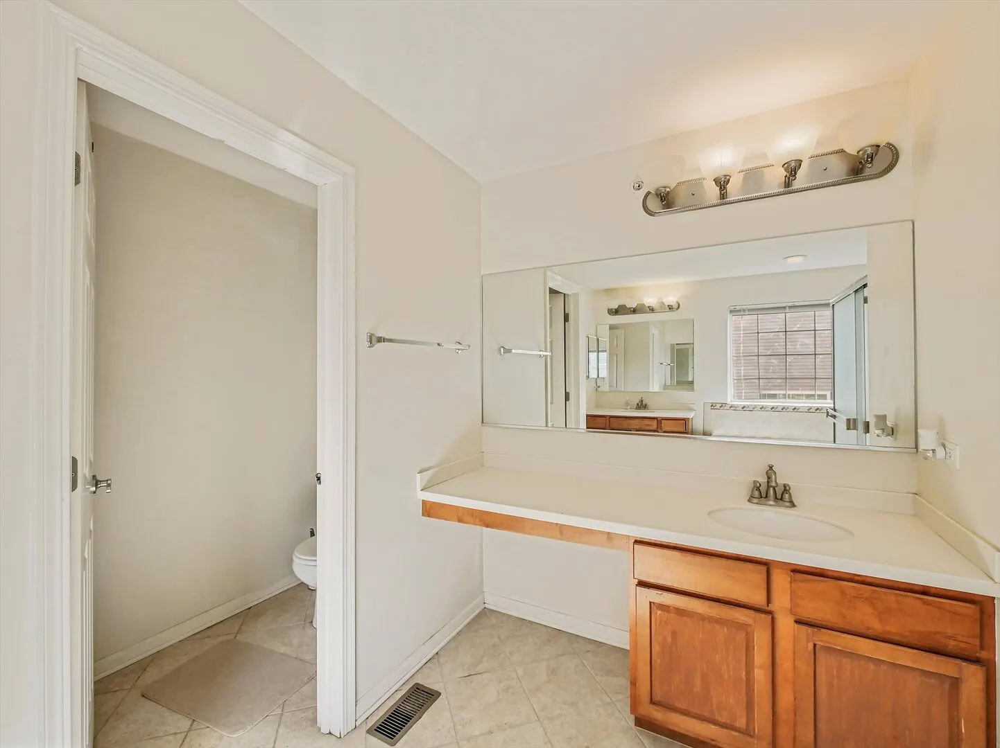 324 English Oak Lane IL