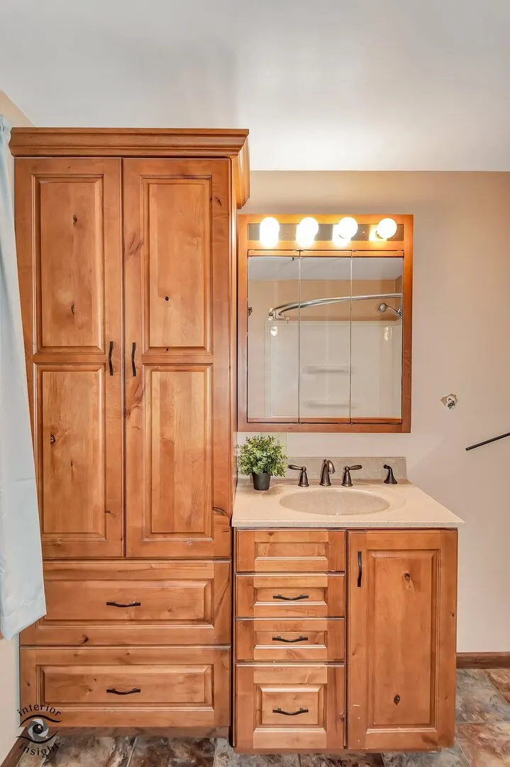 2434 N 7000W Road IL