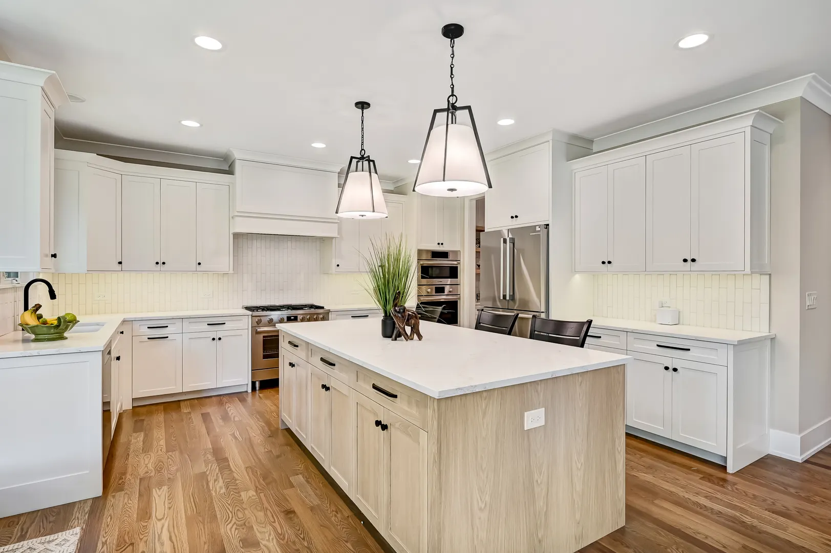 6200 Clarendon Hills Road IL