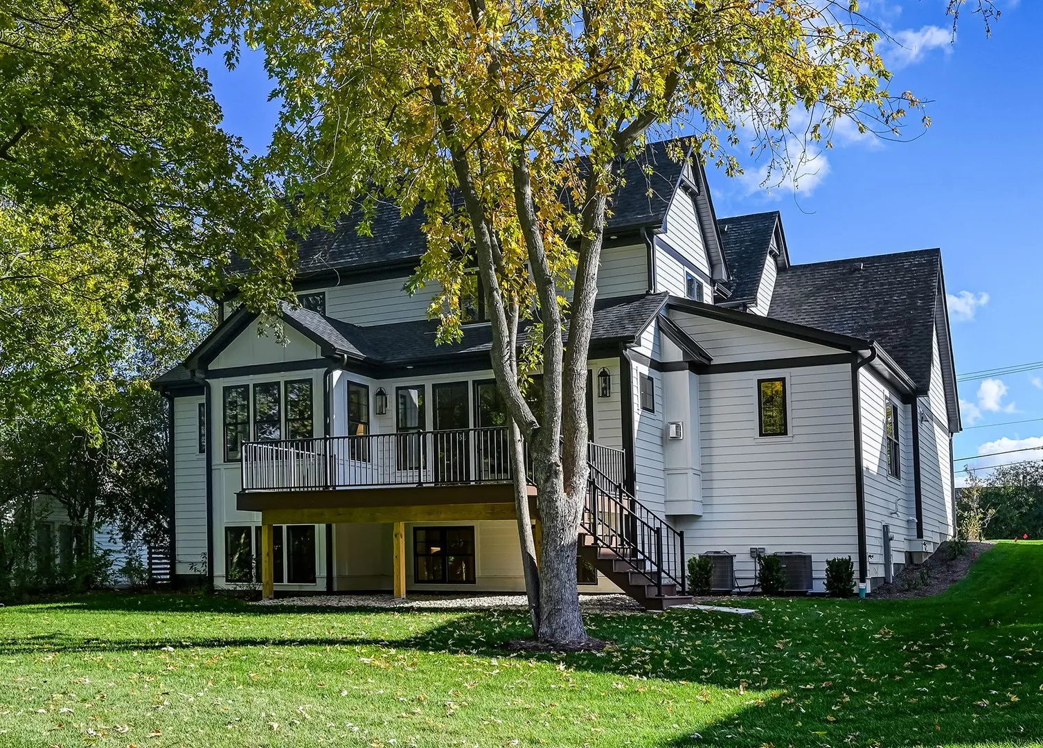 6200 Clarendon Hills Road IL