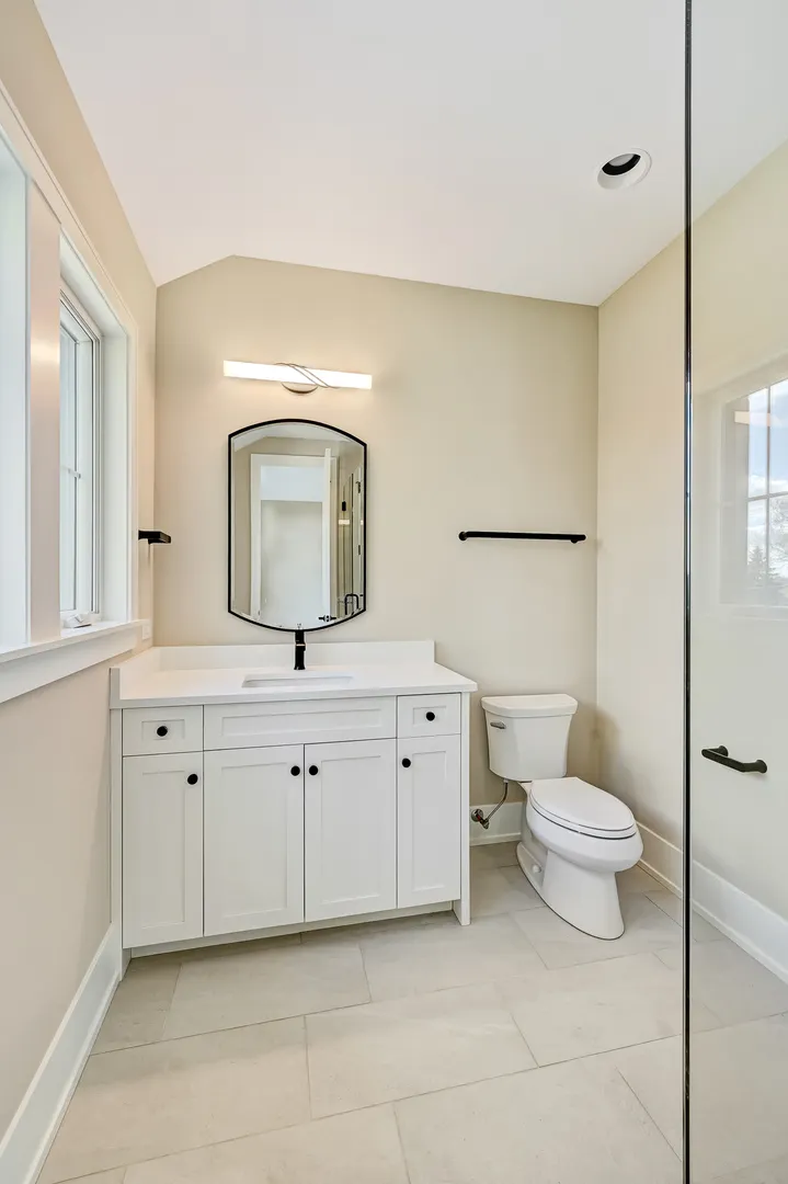 6200 Clarendon Hills Road IL