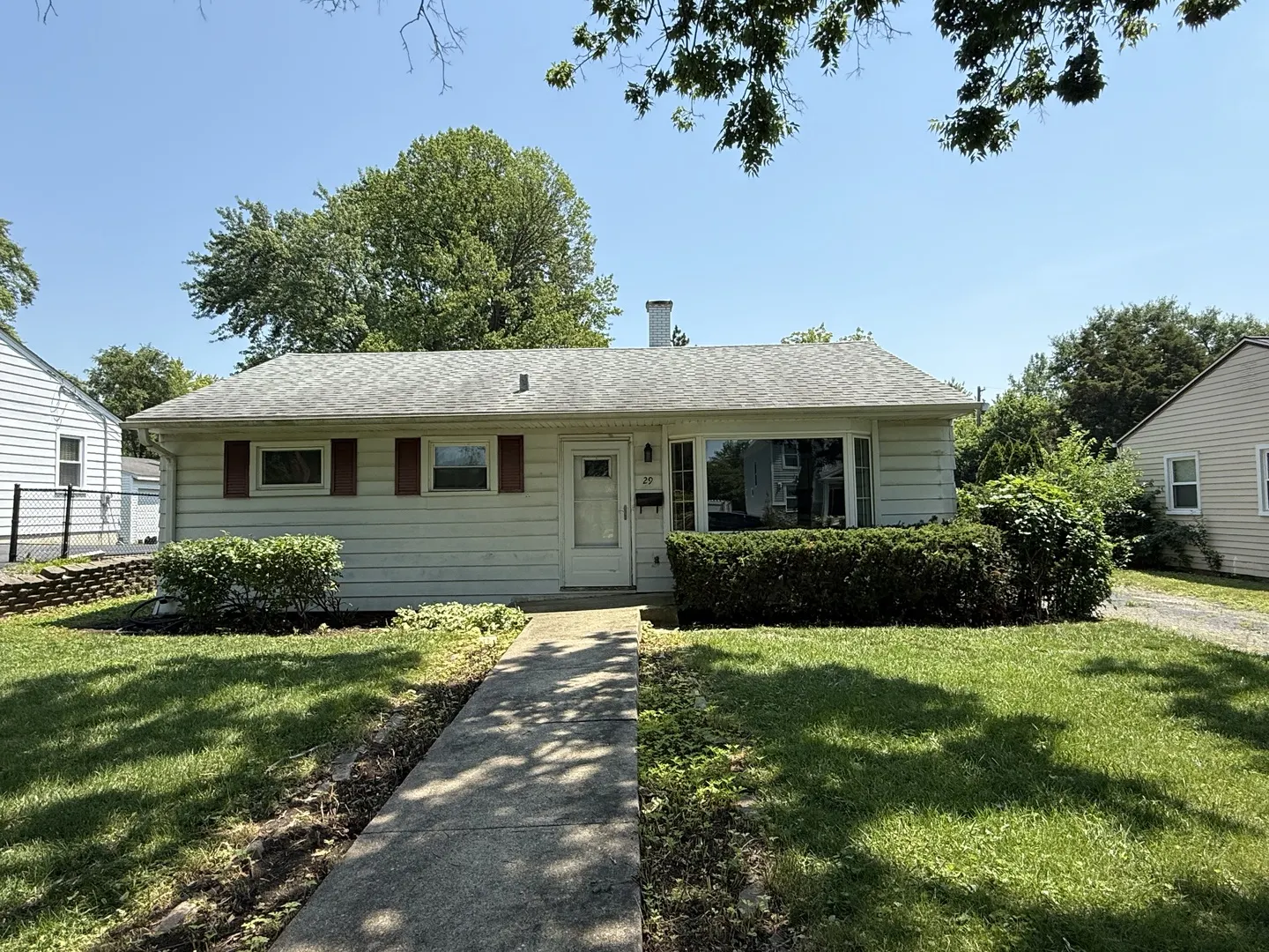 29 N ROSLYN Road IL