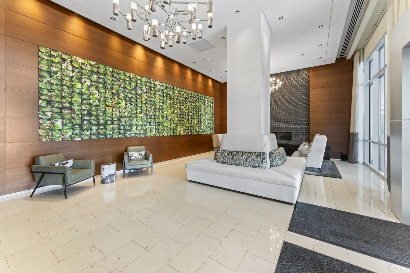 1201 S Prairie Avenue 4702 IL