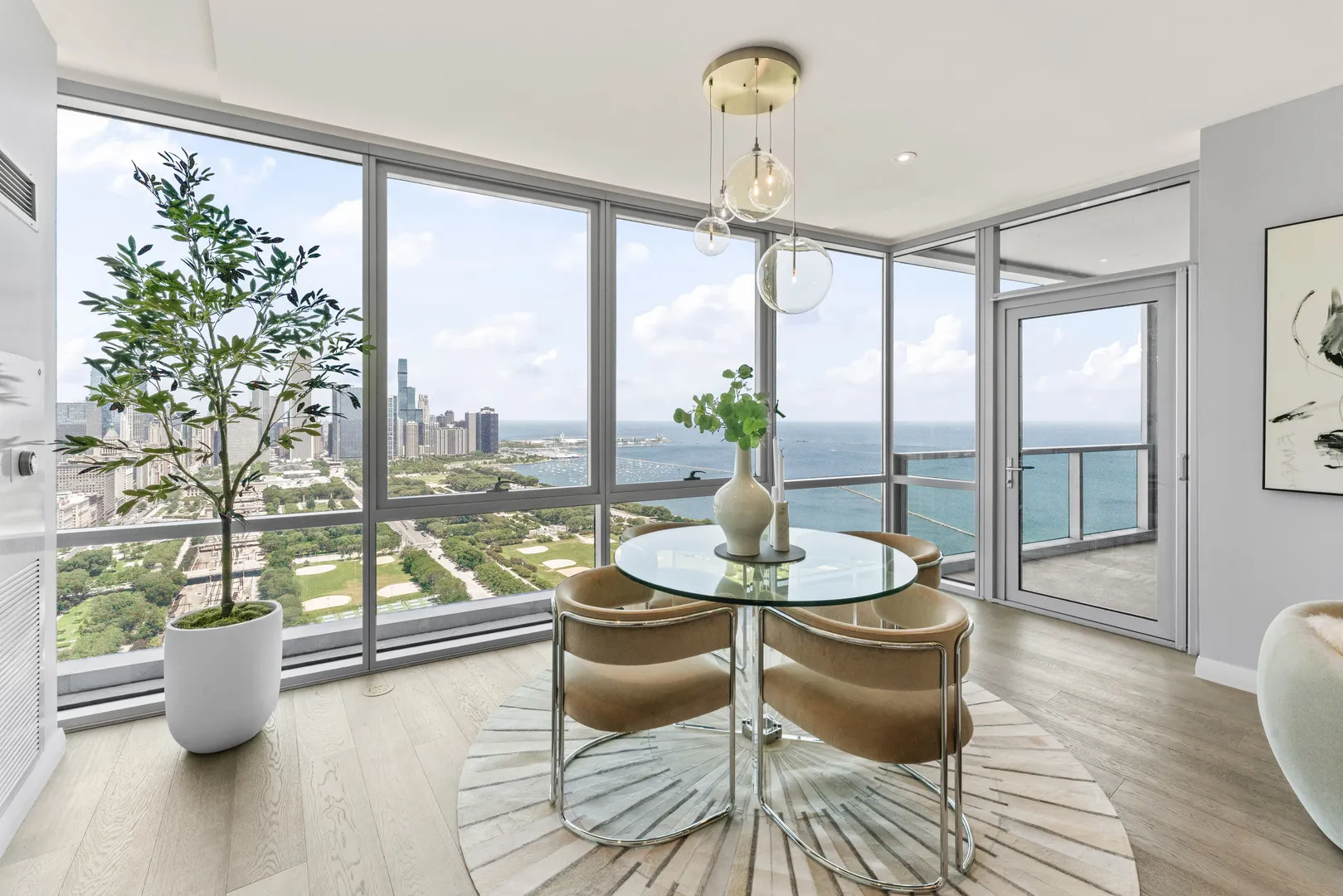 1201 S Prairie Avenue 4702 IL