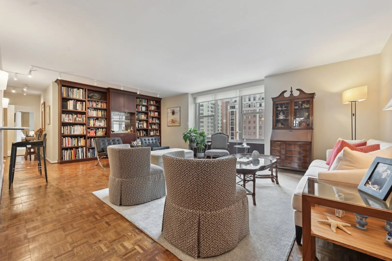 1325 N State Parkway 8E IL