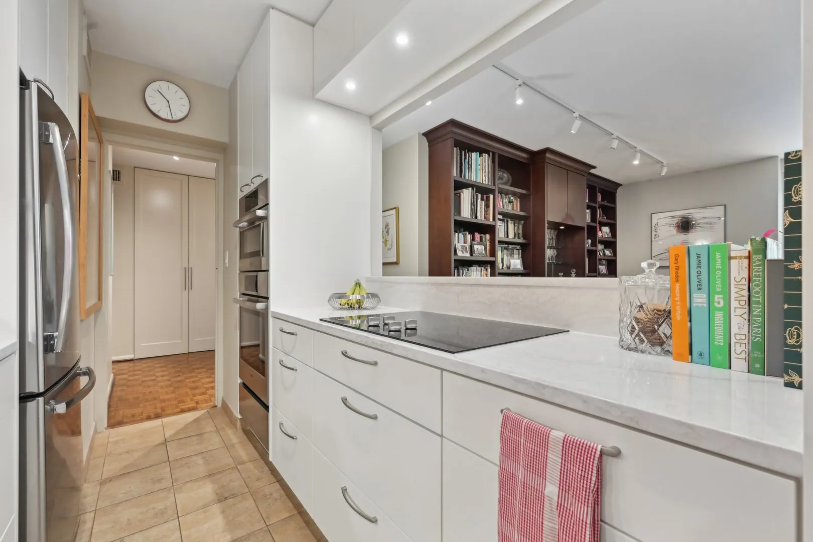 1325 N State Parkway 8E IL