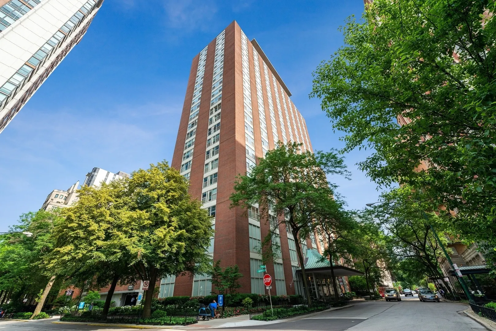 1325 N State Parkway 8E IL