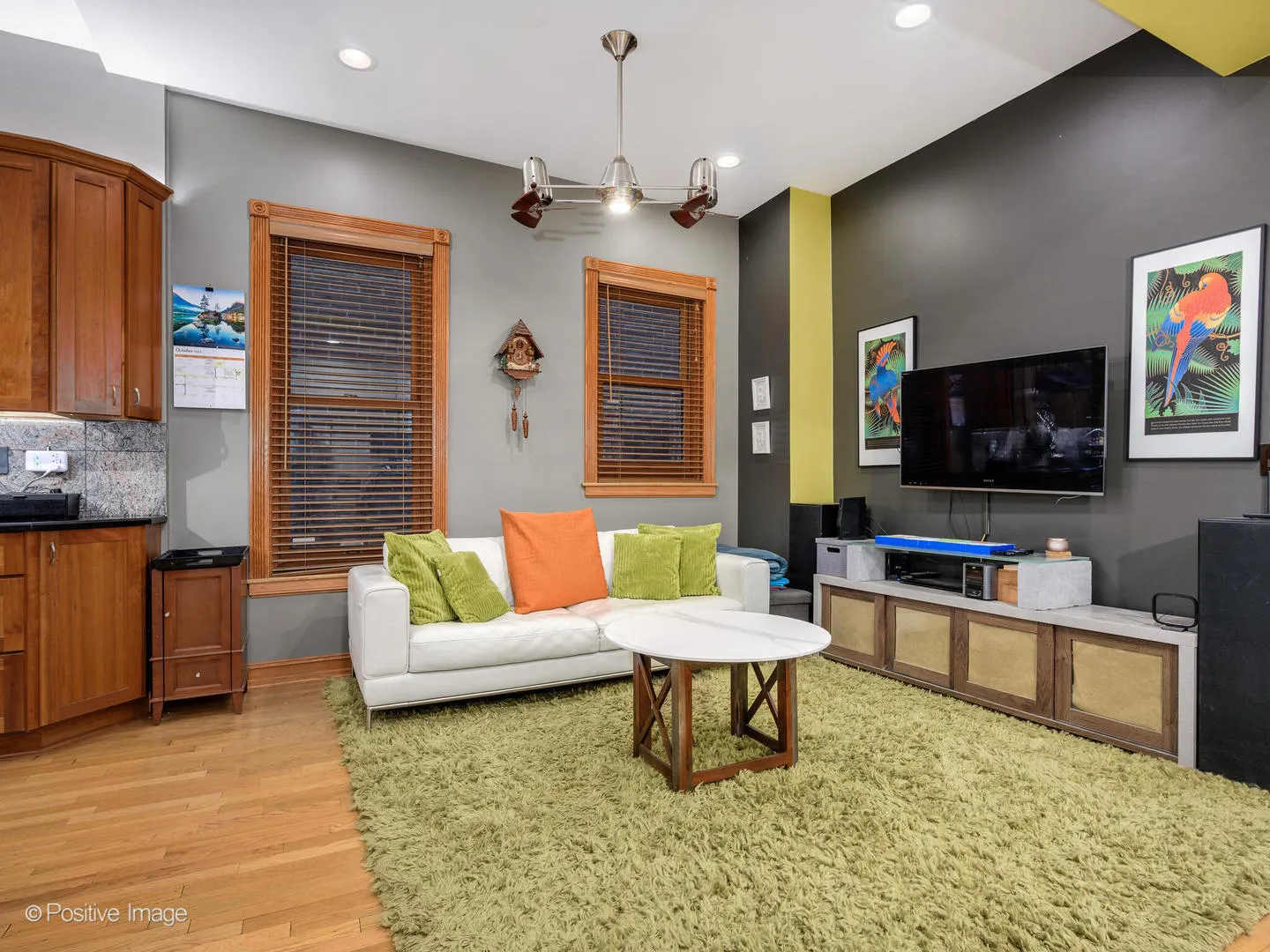 823 S Oakley Boulevard IL