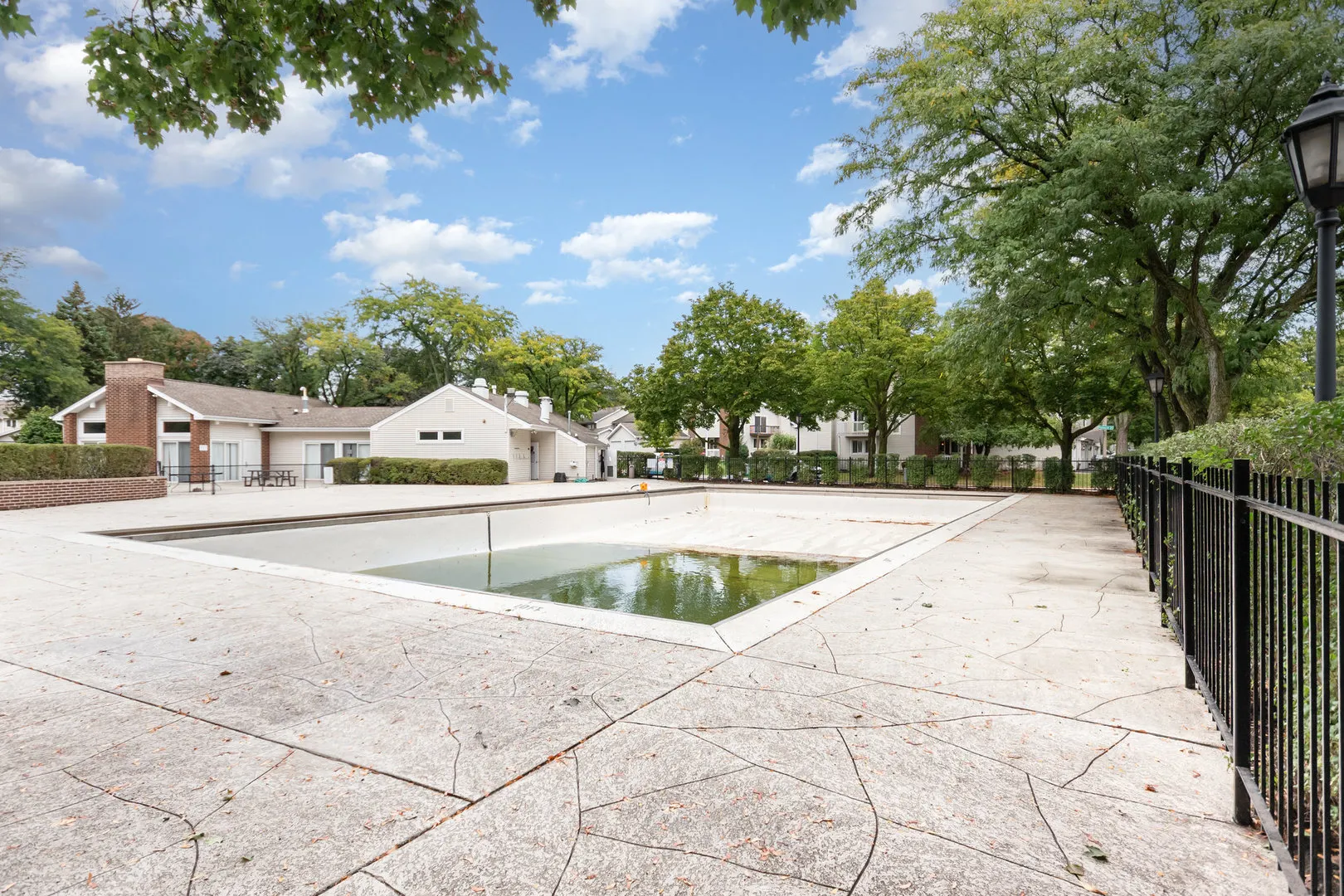 30W539 Fairway Drive IL