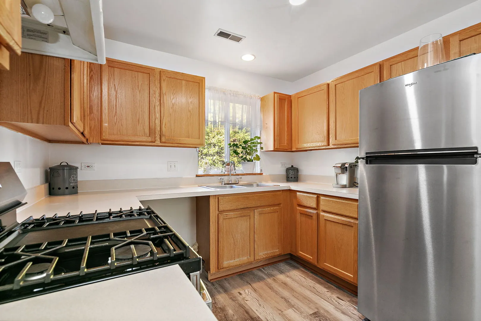 2573 Canyon Drive IL