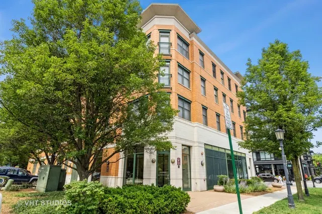 125 N Euclid Avenue 205 IL