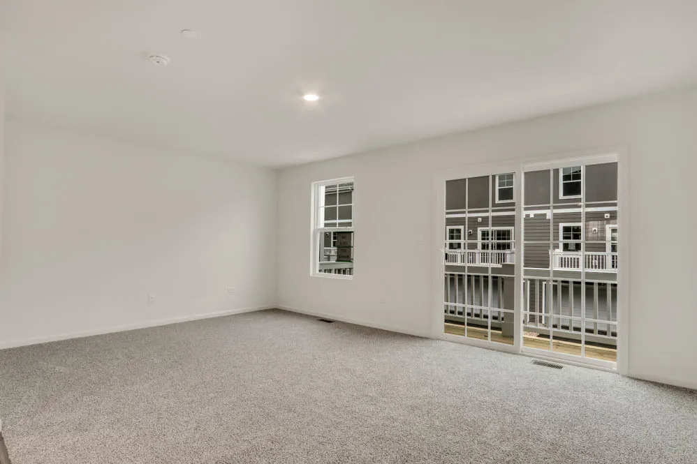 445 Lakeshore Court IL