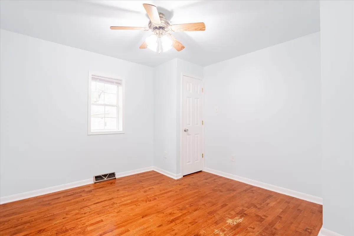 218 E Peoria Street IL