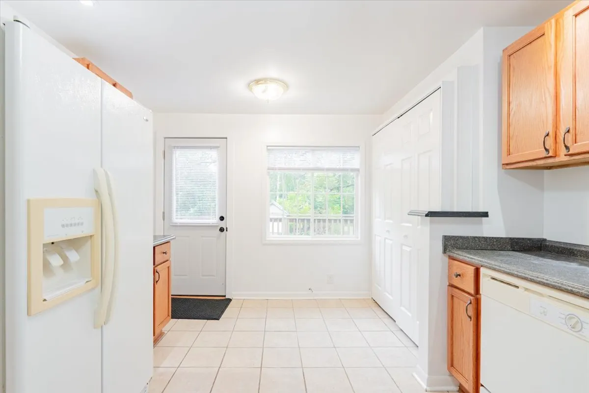 218 E Peoria Street IL