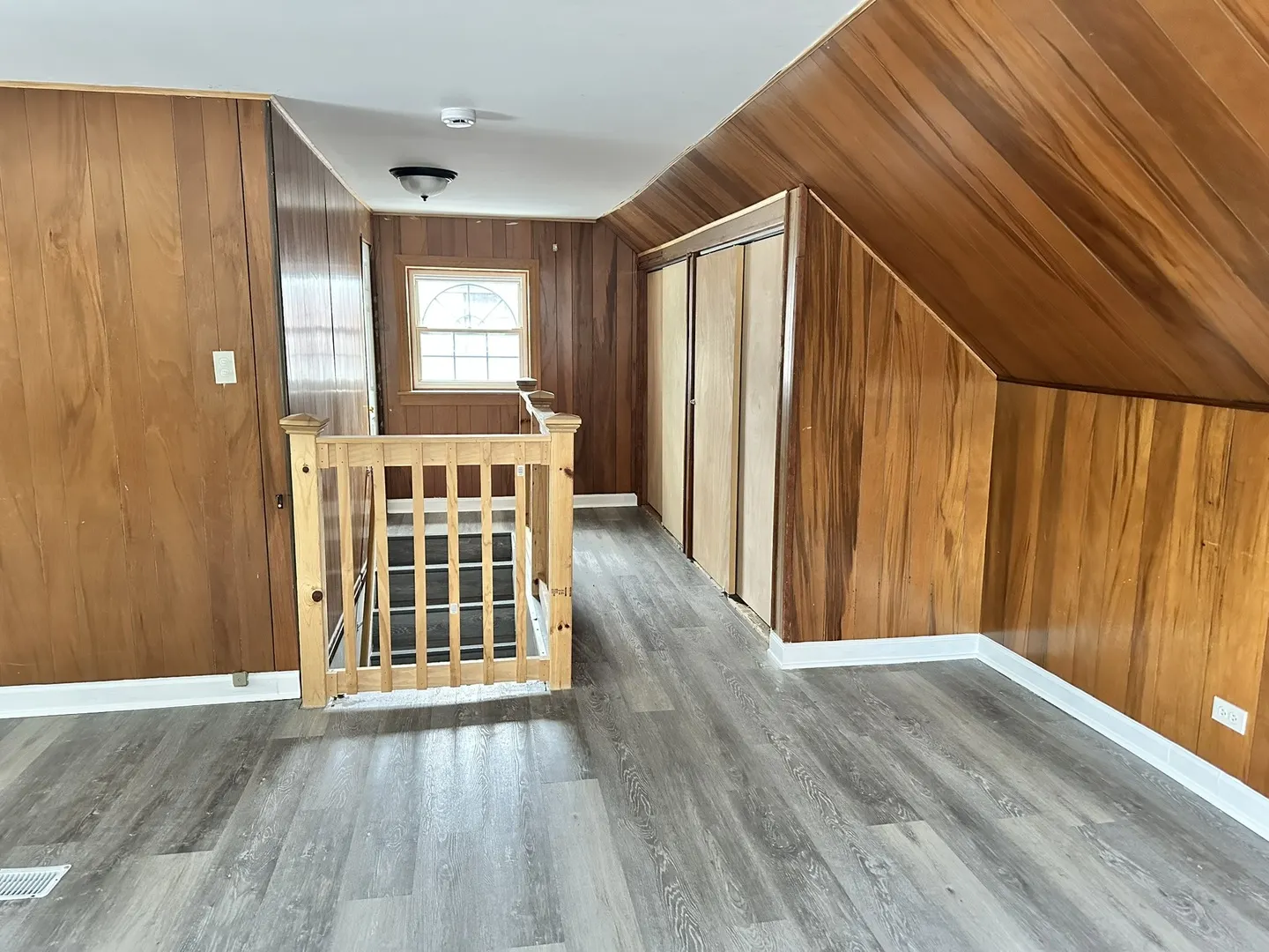 1581 Kenilworth Drive IL