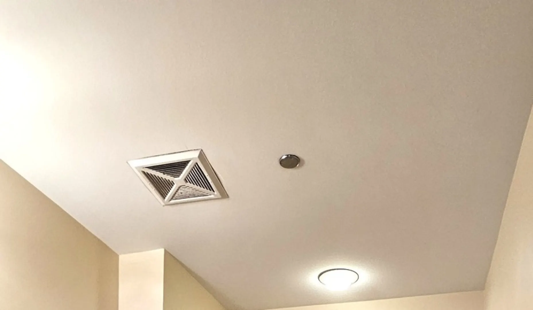 1211 S Prairie Avenue 3603 IL