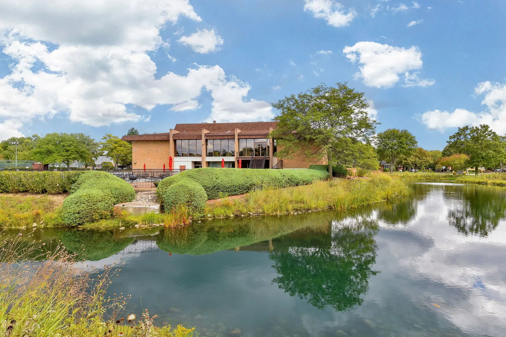 478 Raintree Court 2B IL