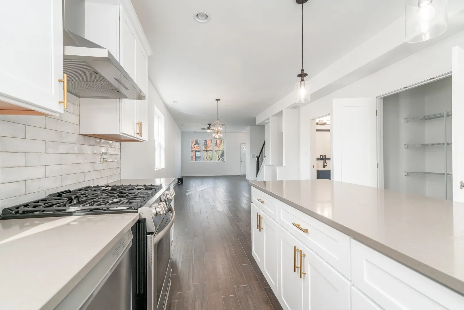 6547 S Evans Avenue IL