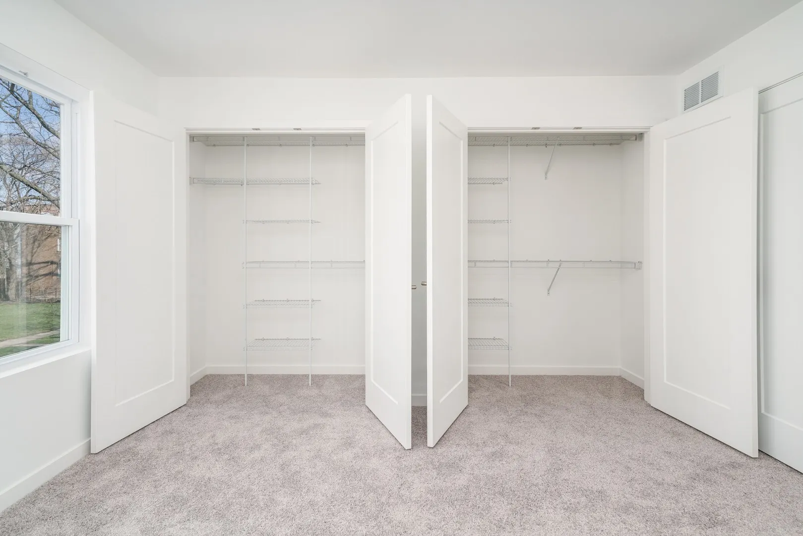 6547 S Evans Avenue IL