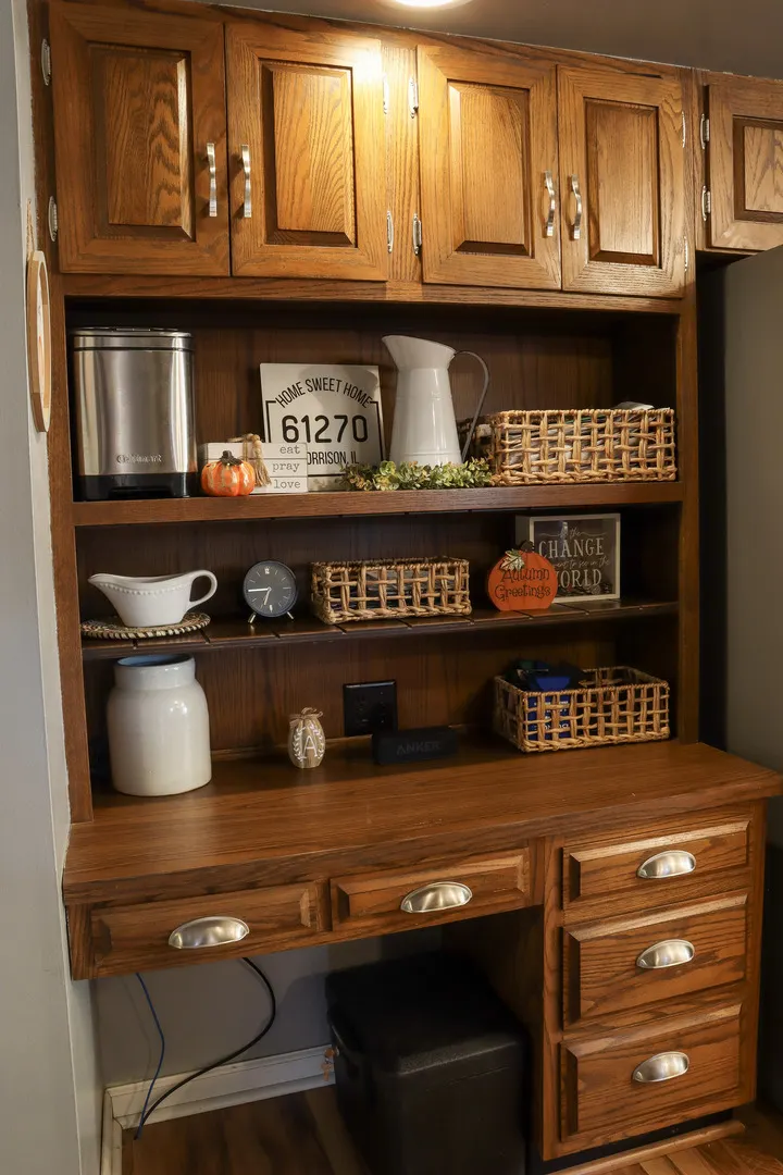 102 S Jackson Street IL