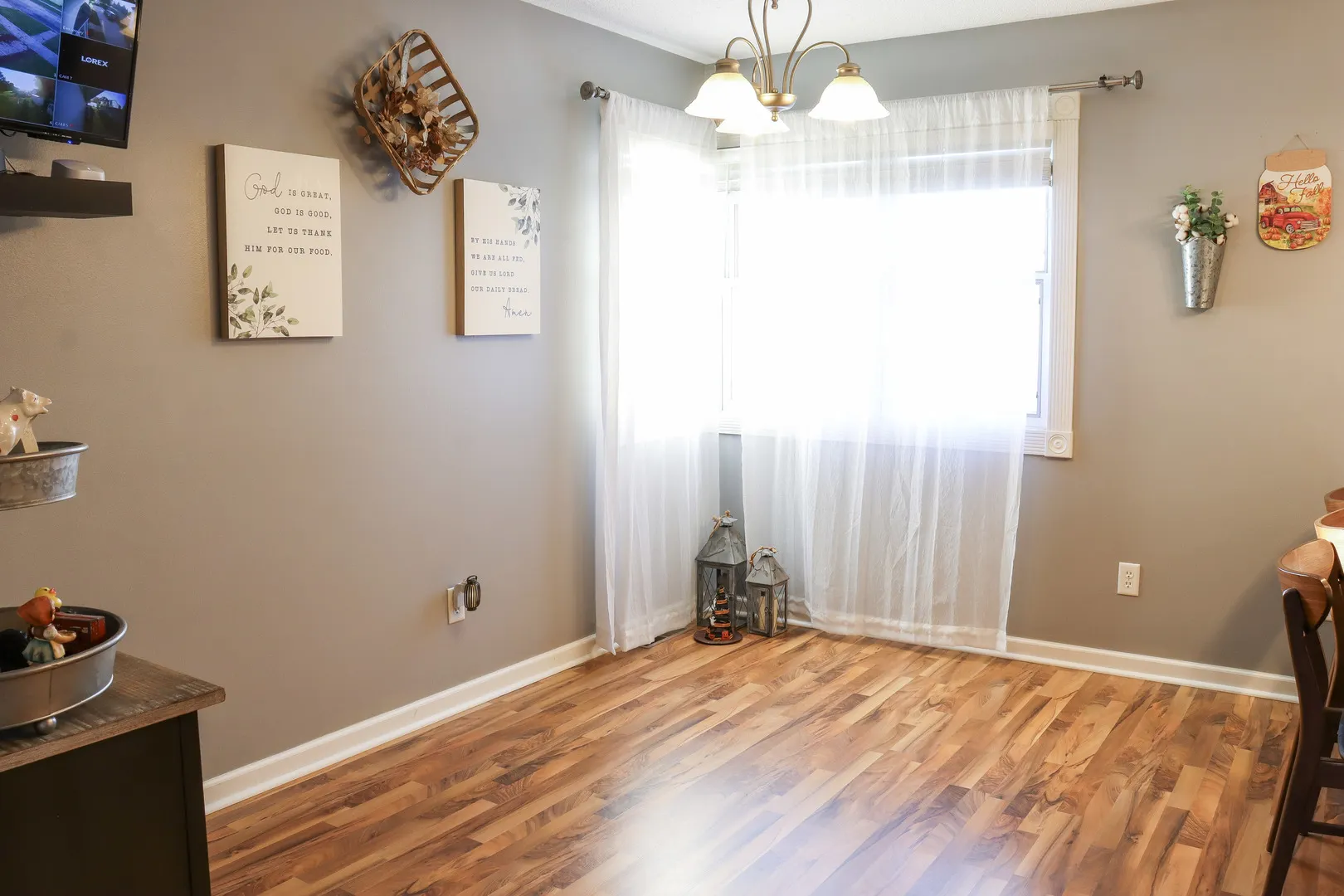 102 S Jackson Street IL